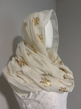 NWOT Light Cream Infinity Scarf with Gold Snowflake Accents